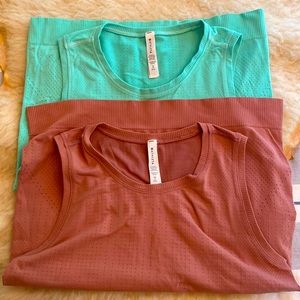 Athleta workout shirts